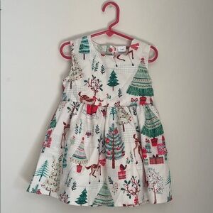 Girls Sleeveless Christmas Dress. Size 3-4Y